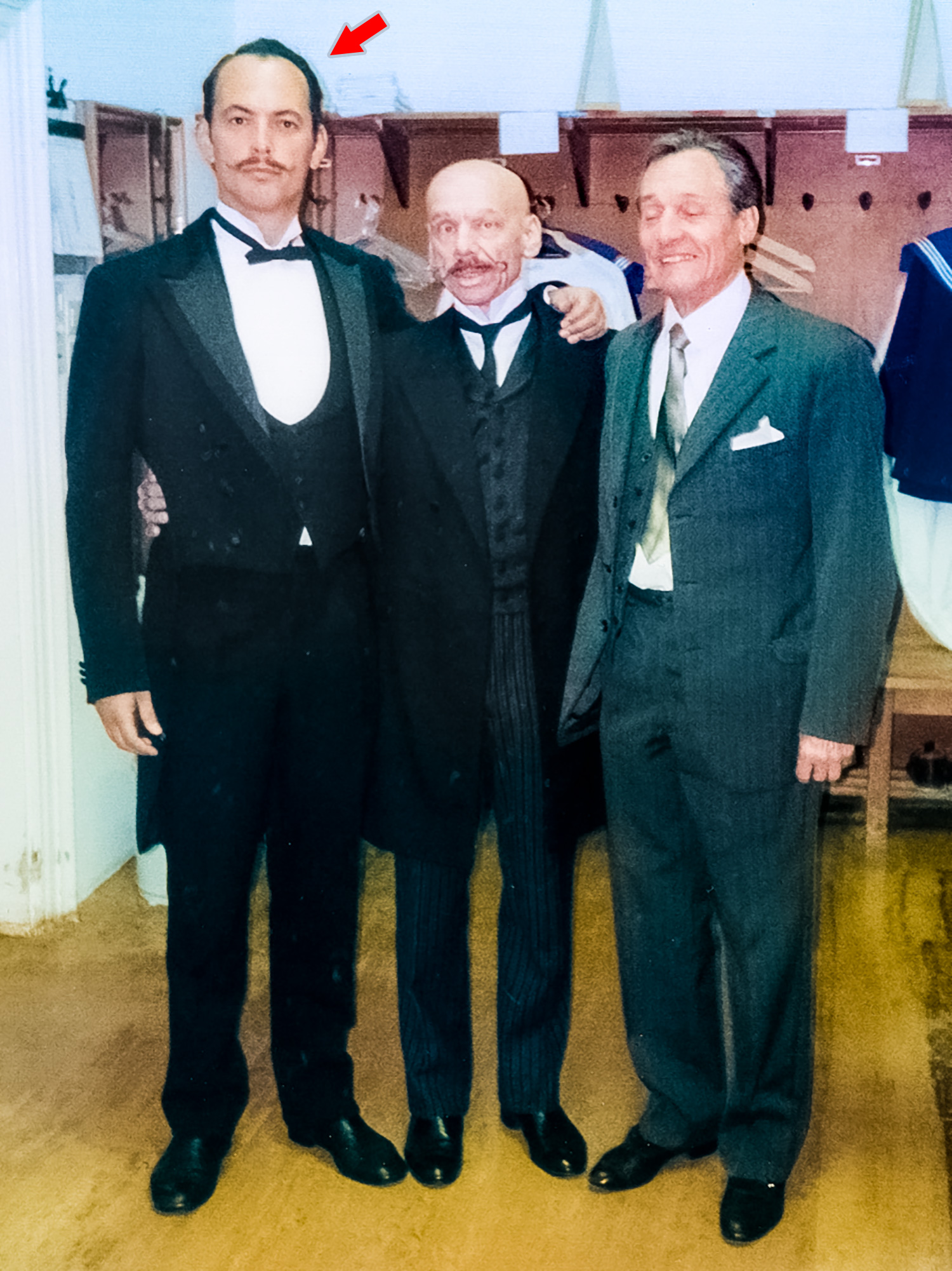 Paulo Bittencourt, no camarim do Akademie Theater, em Viena, Áustria (1997)